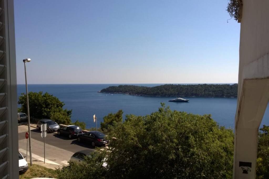 A Bright Hideaway Apartment Dubrovnik Bagian luar foto